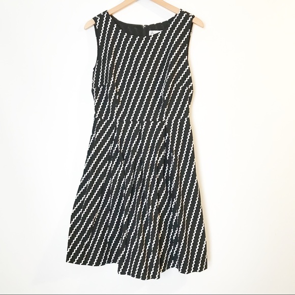 Modcloth Dresses & Skirts - Bea & Dot by ModCloth lined dress with pockets - L